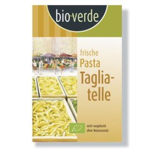 Frische Tagliatelle