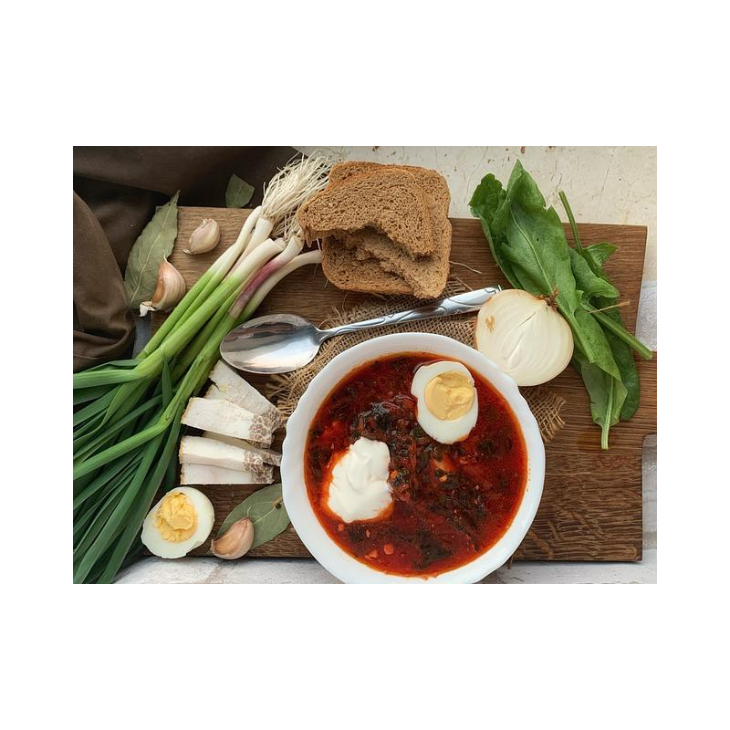 Rote Bete Krautsuppe mit Kartoffelnocken